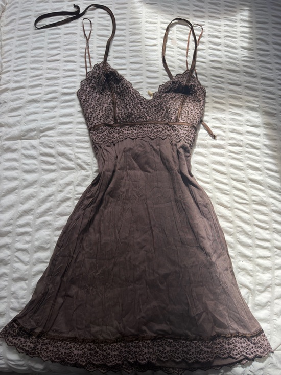 Guess Dresses & Skirts - Guess Brown Maxi Dress with Lace Bodice